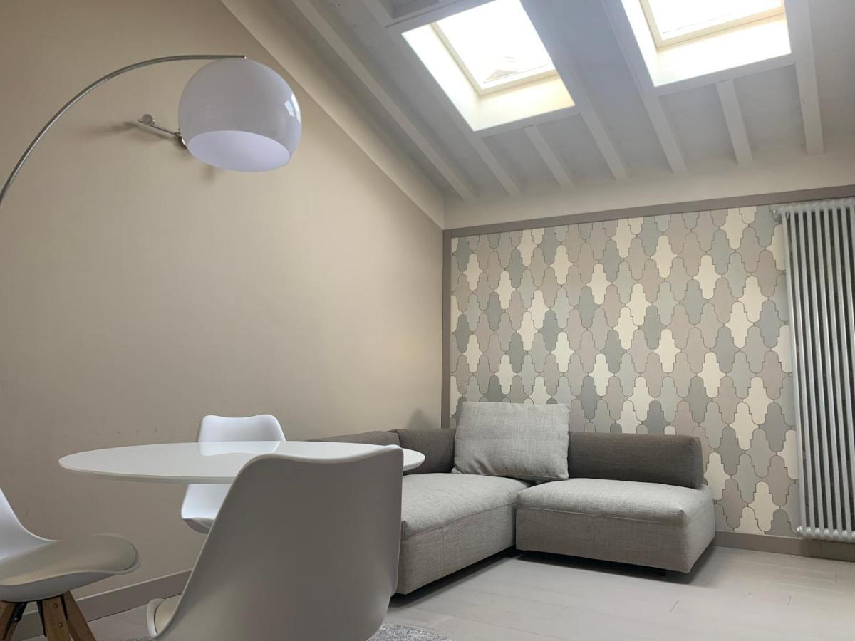 Maison Del Ducato “Cavour 24” Парма Екстериор снимка