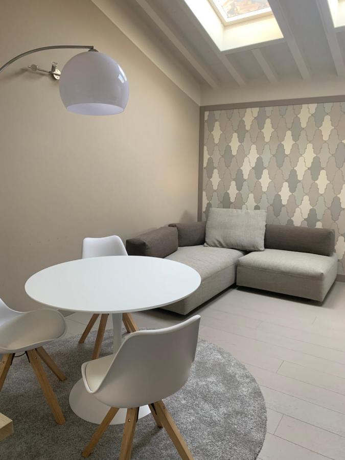 Maison Del Ducato “Cavour 24” Парма Екстериор снимка