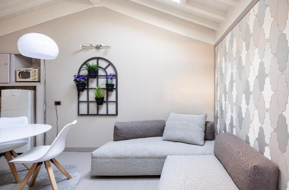 Maison Del Ducato “Cavour 24” Парма Екстериор снимка
