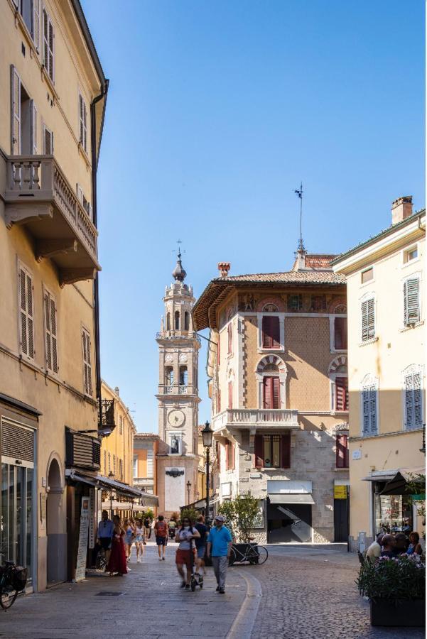 Maison Del Ducato “Cavour 24” Парма Екстериор снимка